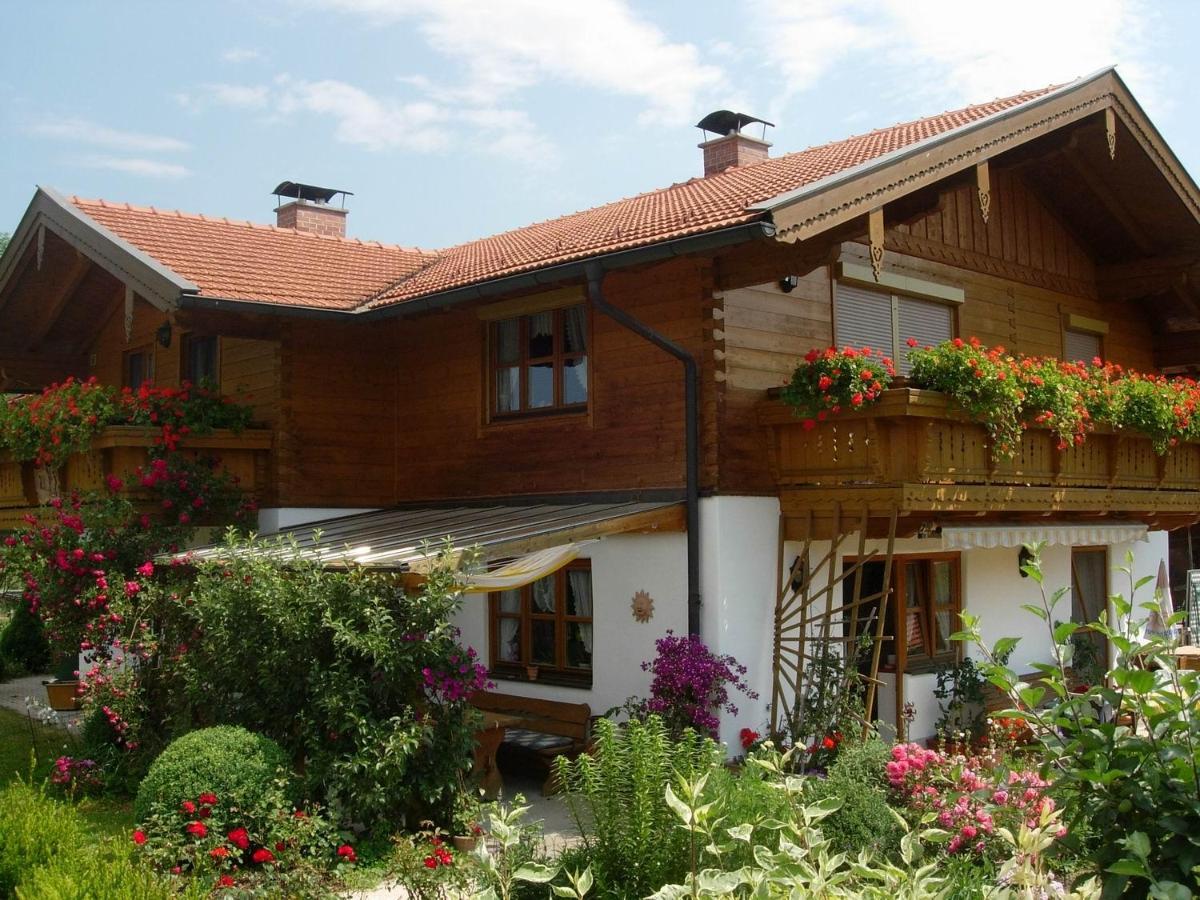 Appartamento Haus Blumenfeld-Schwaiger Übersee Esterno foto