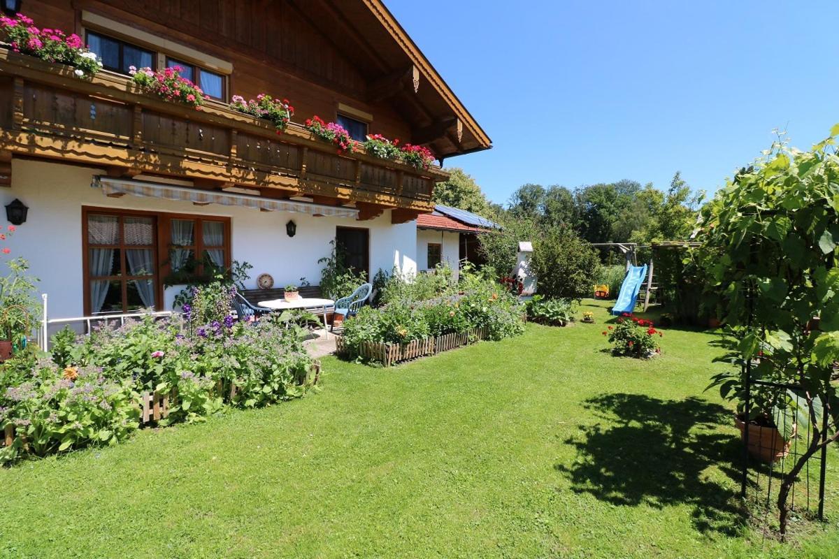 Appartamento Haus Blumenfeld-Schwaiger Übersee Esterno foto